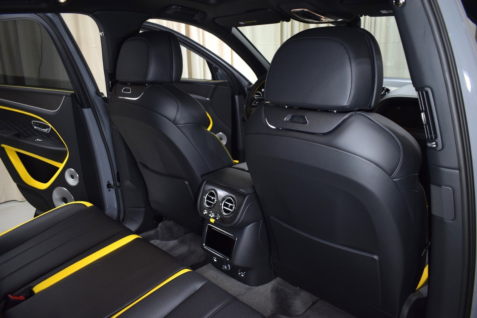 2026 Bentley Bentayga Speed - Photo 21