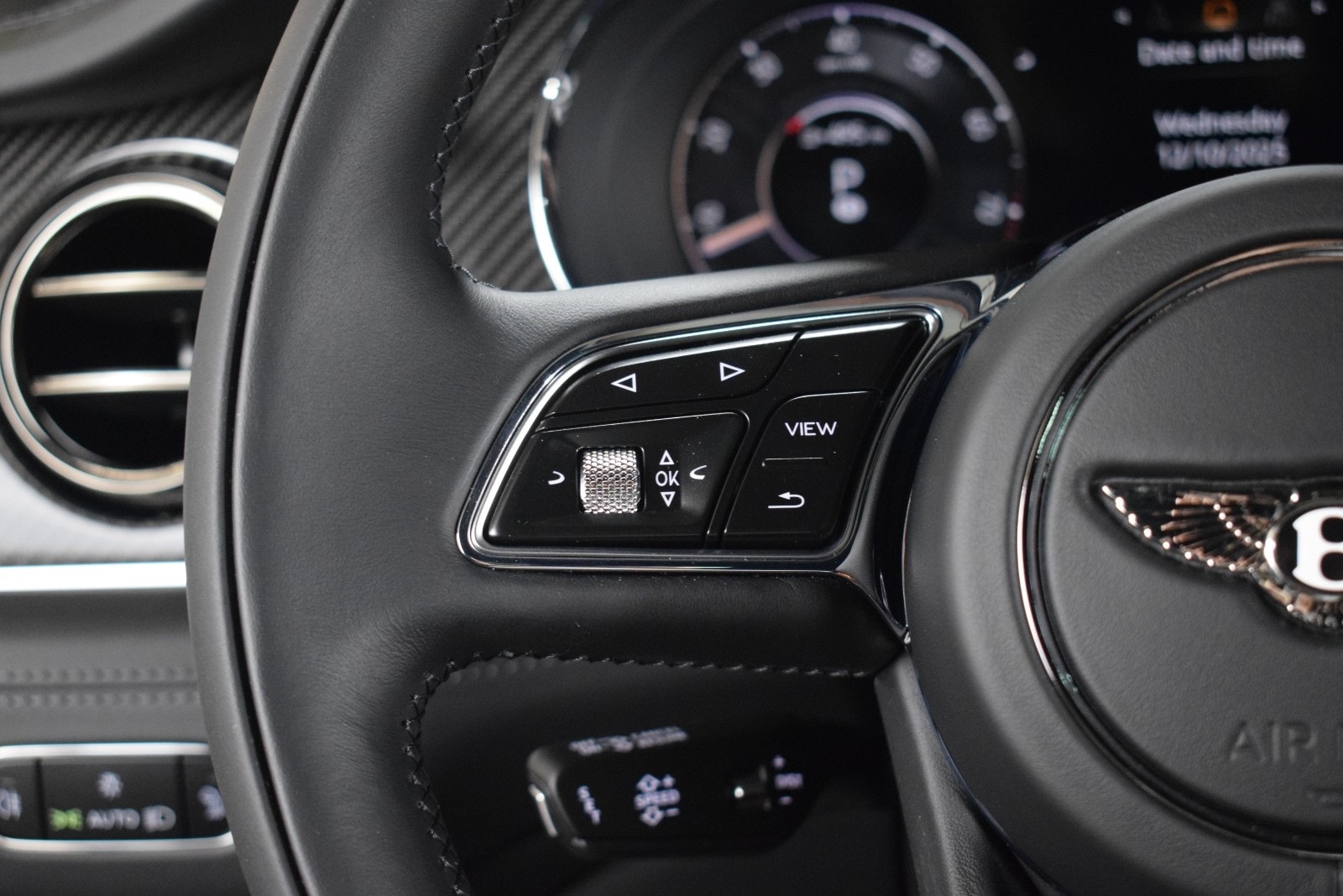 2026 Bentley Bentayga Speed - Photo 28