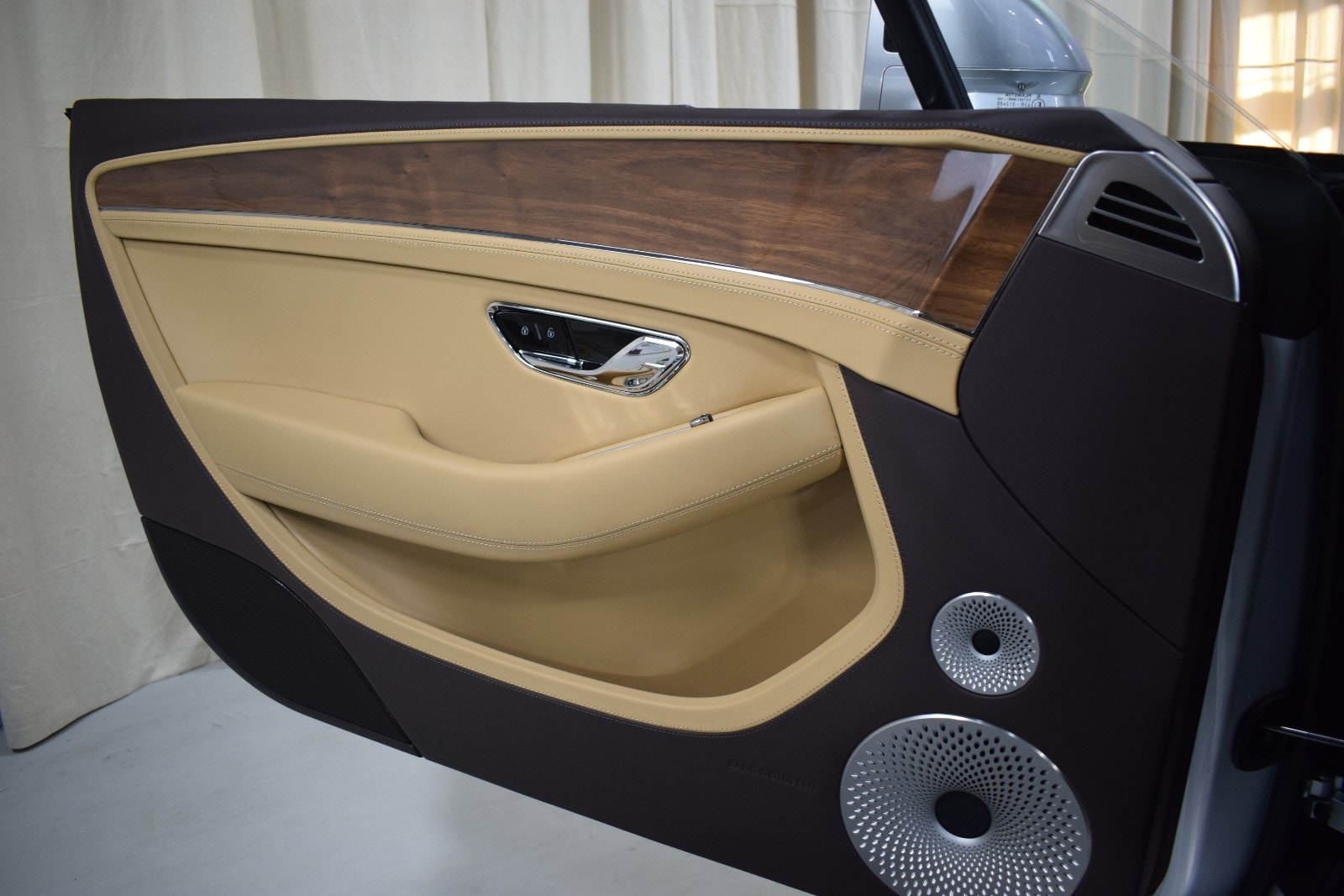 2026 Bentley Continental GTC Base - Photo 37