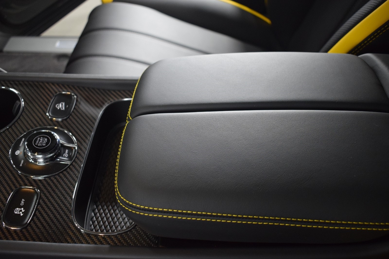 2026 Bentley Bentayga Speed - Photo 36
