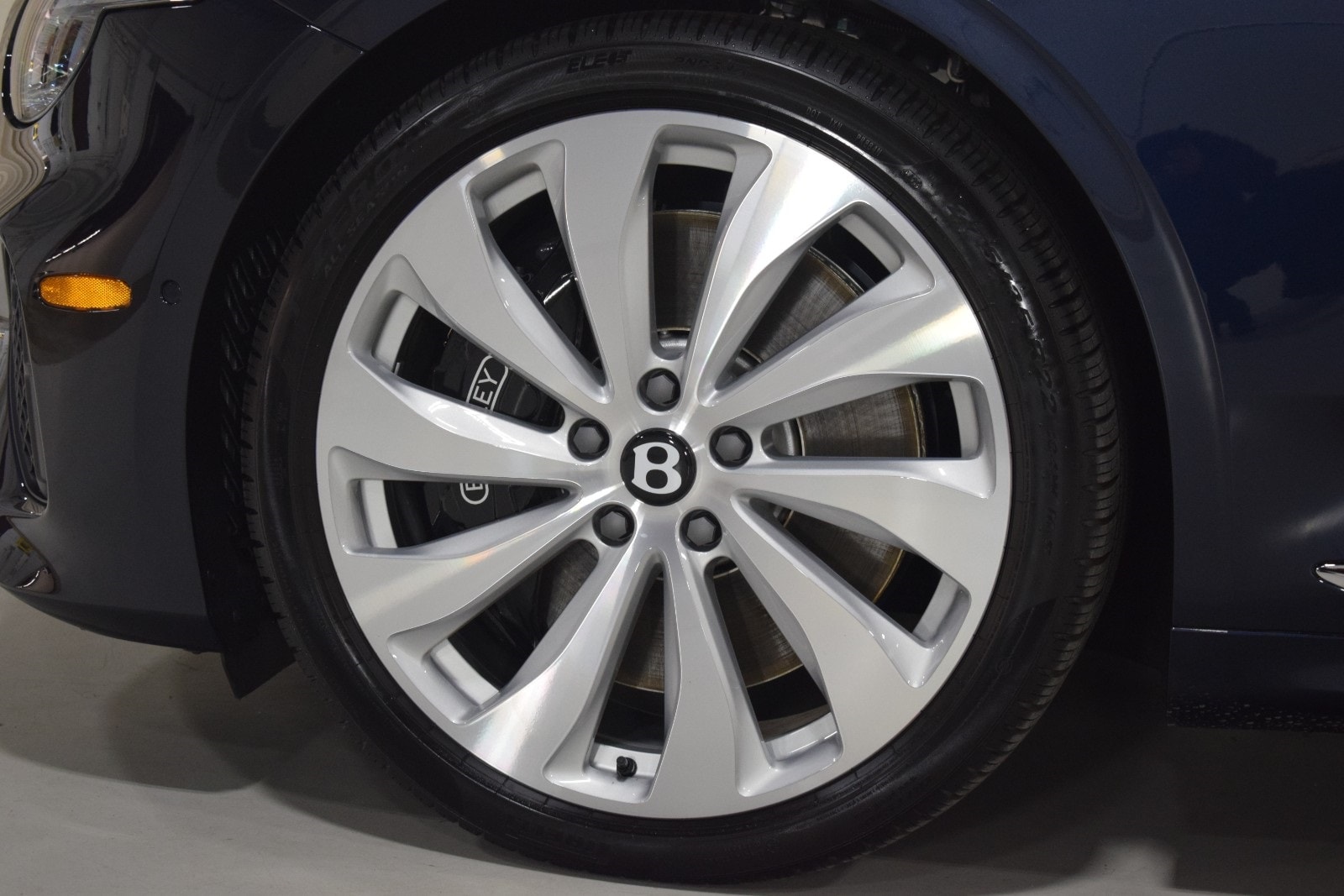 2026 Bentley Continental GTC Base - Photo 17