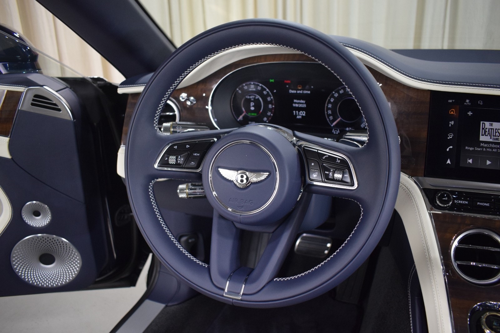 2026 Bentley Continental GTC Base - Photo 26
