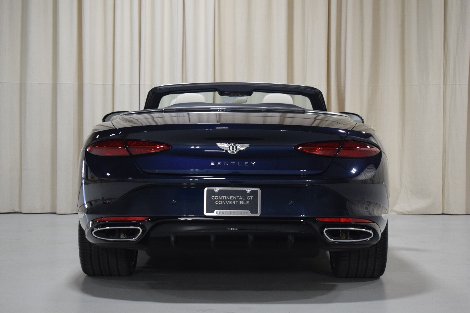 2026 Bentley Continental GTC Base - Photo 15