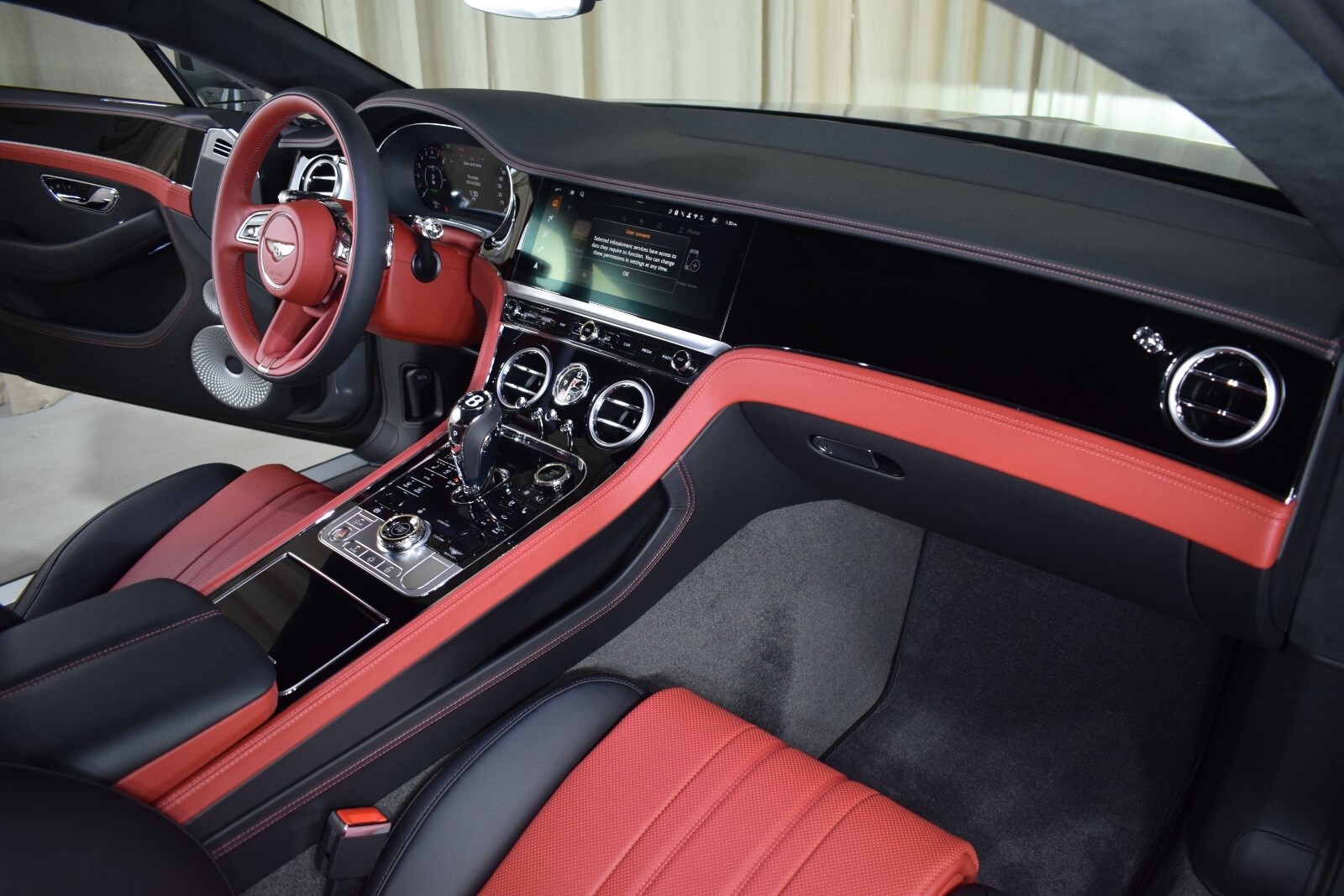 2026 Bentley Continental GT Base - Photo 24