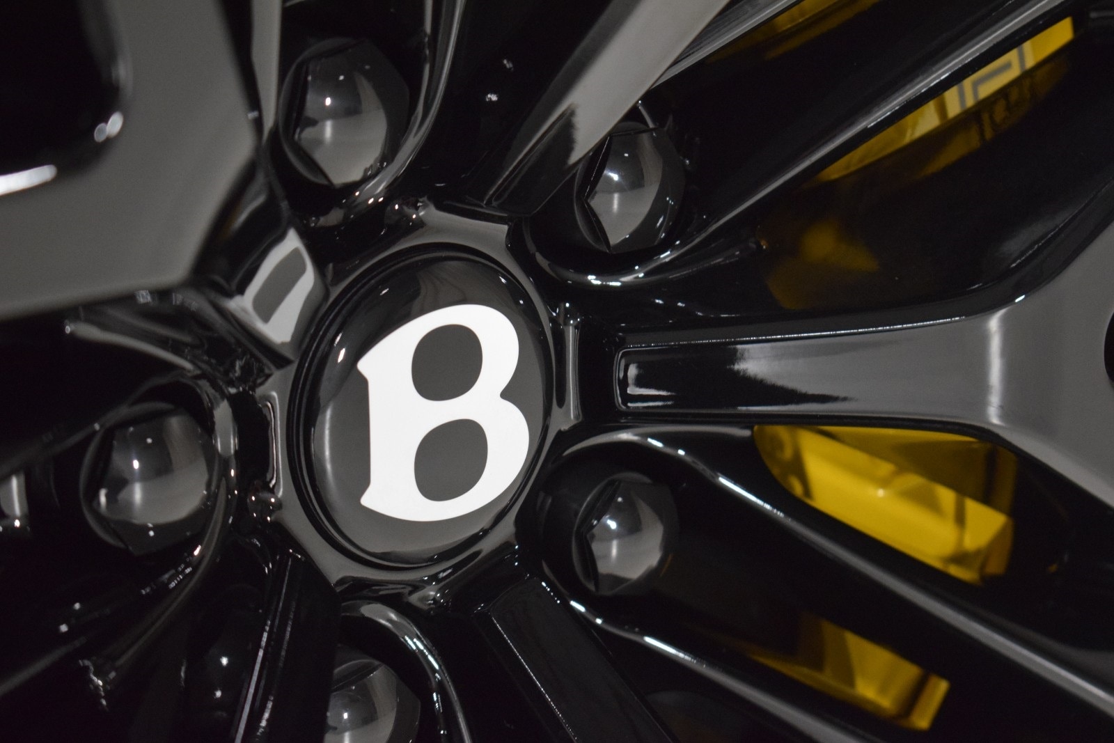 2026 Bentley Bentayga Speed - Photo 19