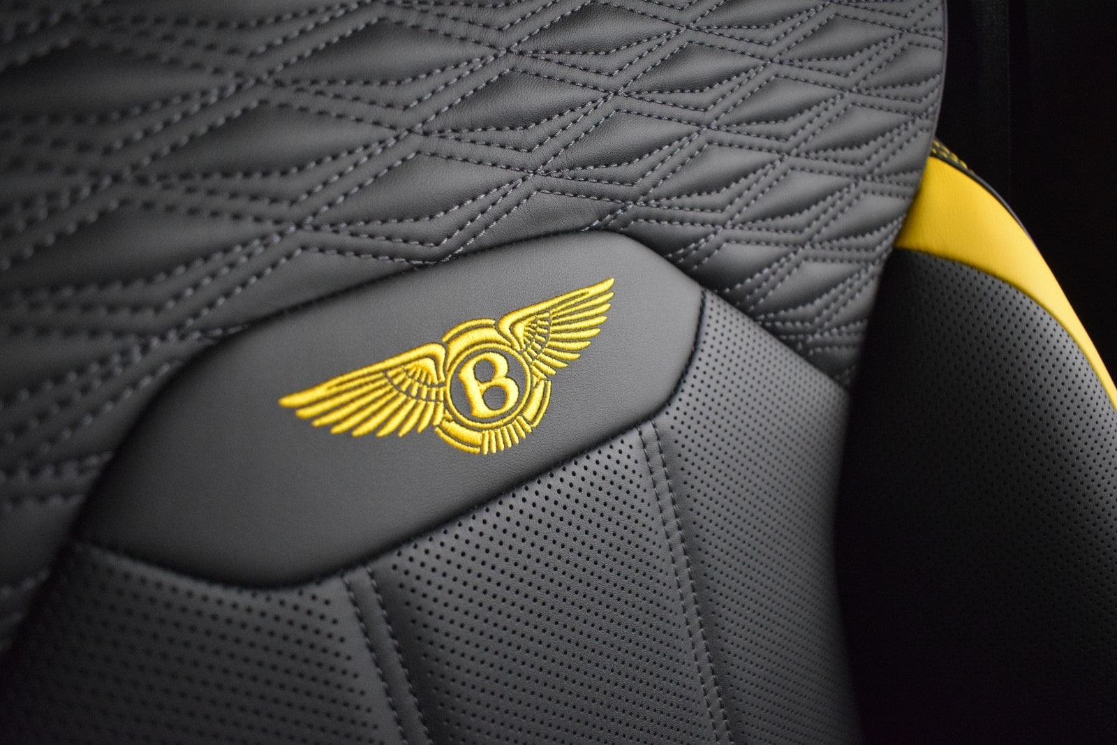 2026 Bentley Bentayga Speed - Photo 37