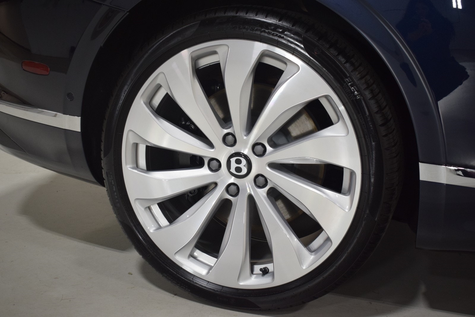 2026 Bentley Continental GTC Base - Photo 6