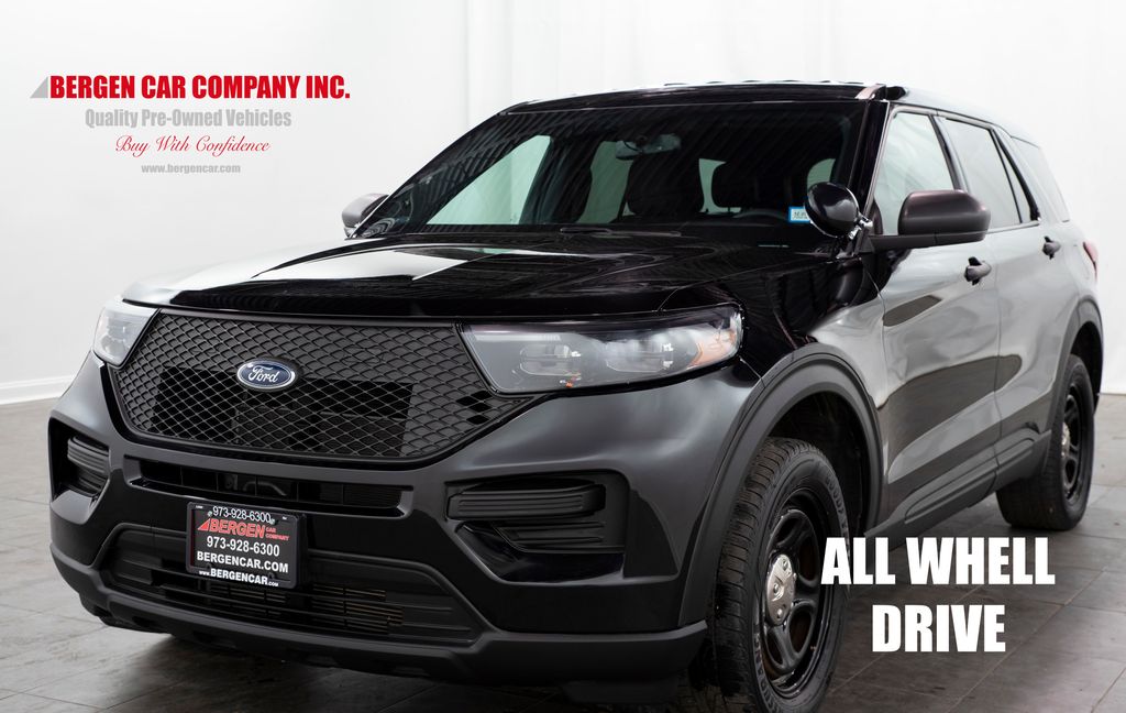 2021 Ford Explorer photo 4