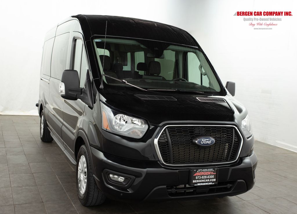 2024 Ford Transit 350 XLT Med Roof Sliding Pass. 148's photo