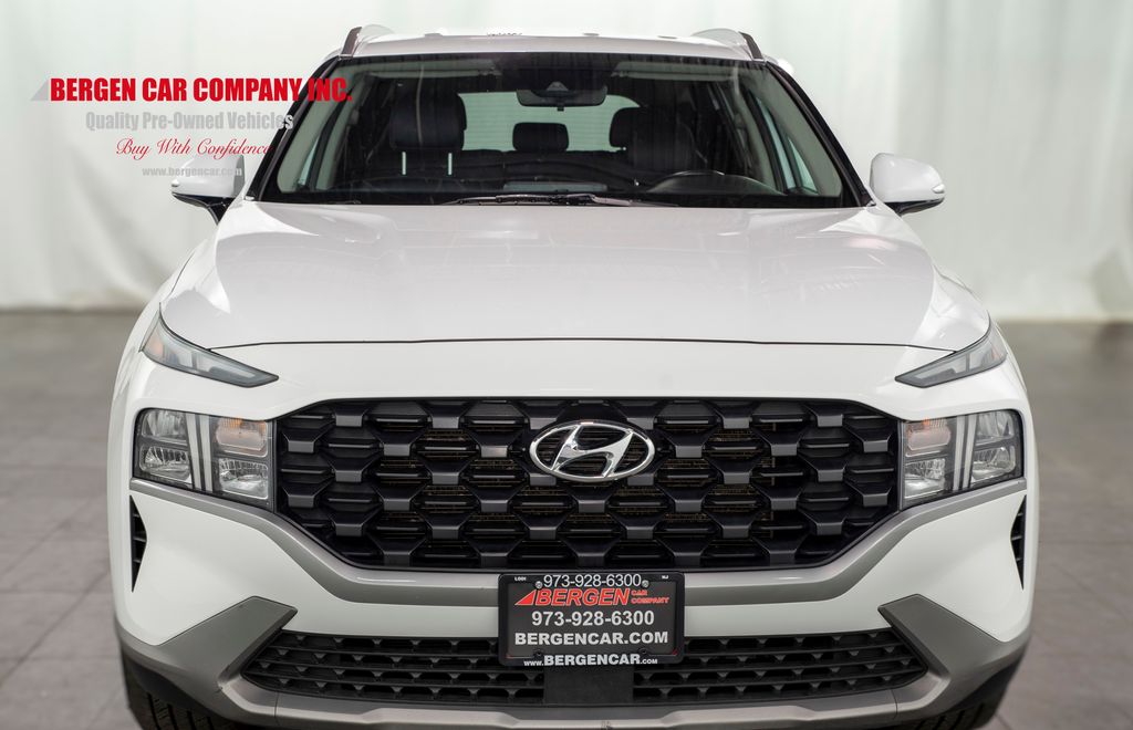 2023 Hyundai Santa Fe SEL photo 2