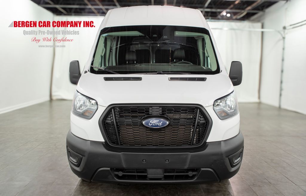 2023 Ford Transit photo 2
