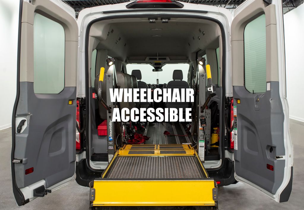 2018 Ford Transit Wagon XLT's photo