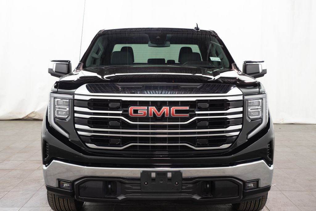 Used 2025 GMC Sierra 1500 SLT Truck Crew Cab