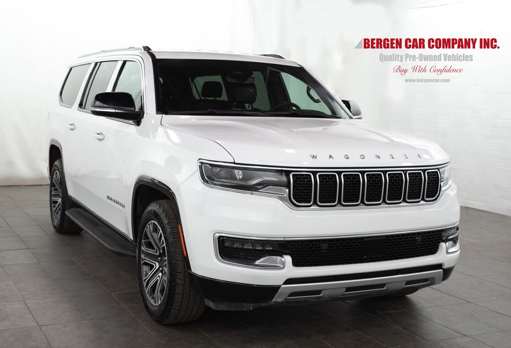 2024 Jeep Wagoneer L's photo