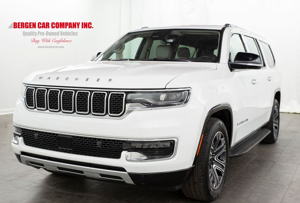 2024 Jeep Wagoneer L Series II photo 4