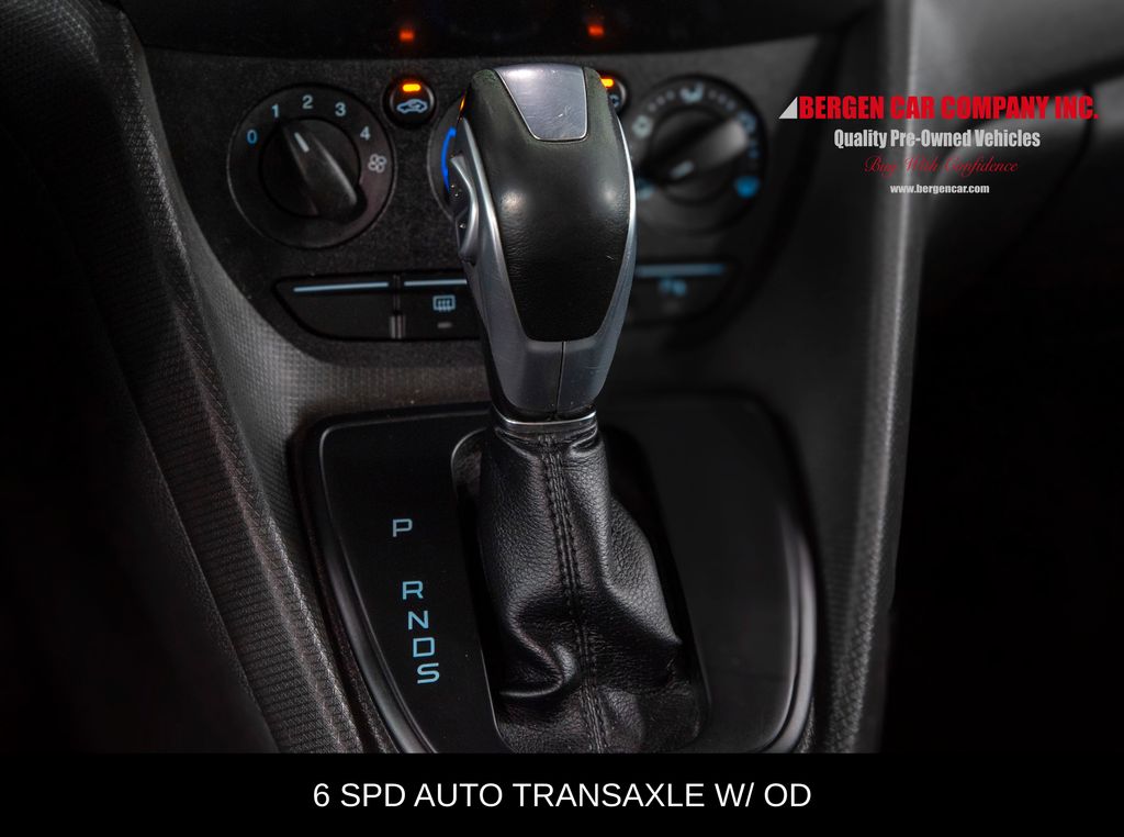 2017 Ford Transit Connect XLT - Photo 20