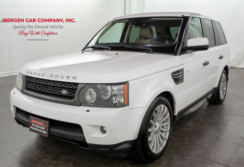 2011 Land Rover Range Rover Sport HSE photo 4