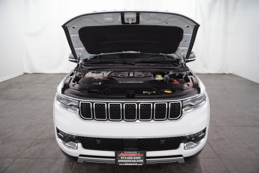Used 2025 Jeep Wagoneer Series II SUV