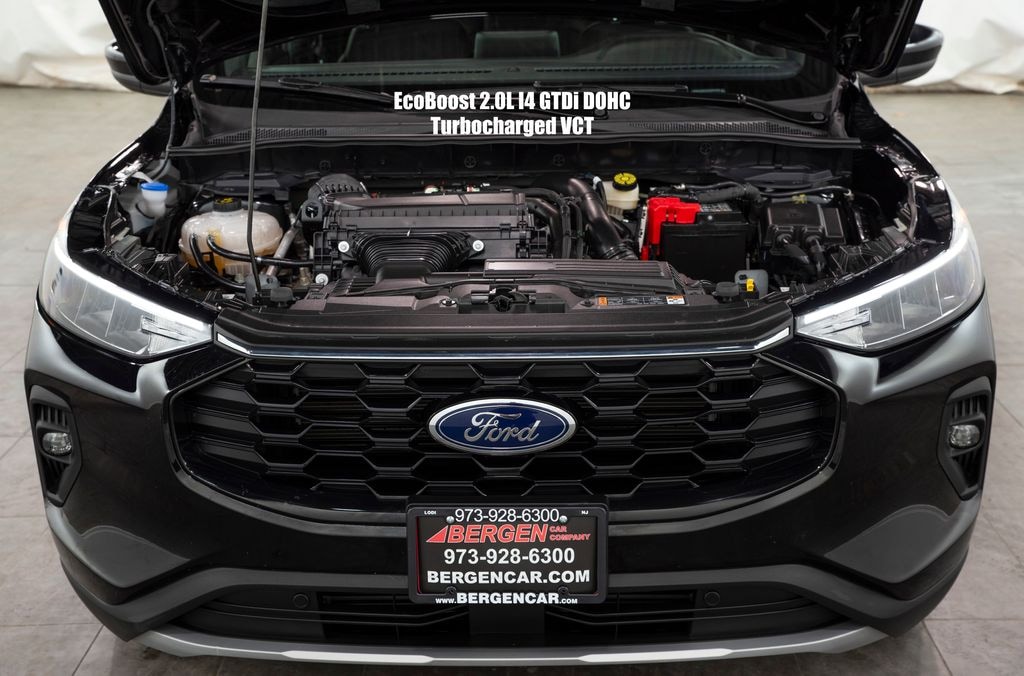 Used 2025 Ford Escape ST-Line Select SUV