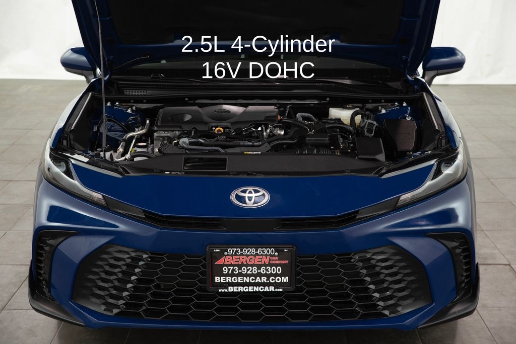 Used 2025 Toyota Camry SE Sedan