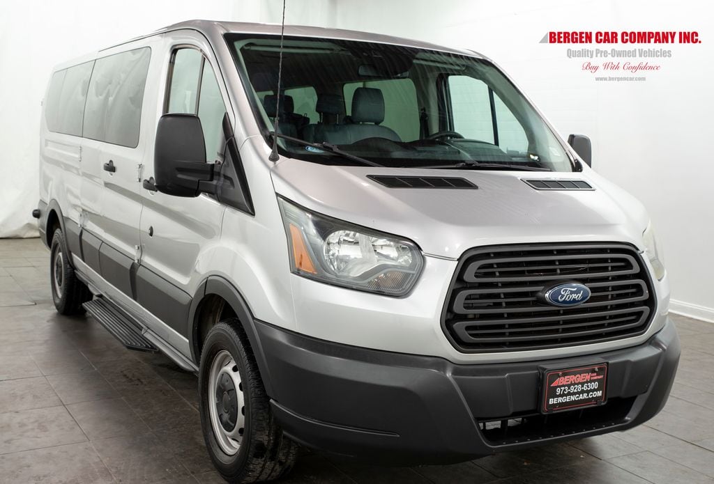 2016 Ford Transit XL's photo