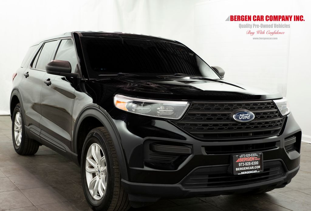 2021 Ford Explorer Base's photo