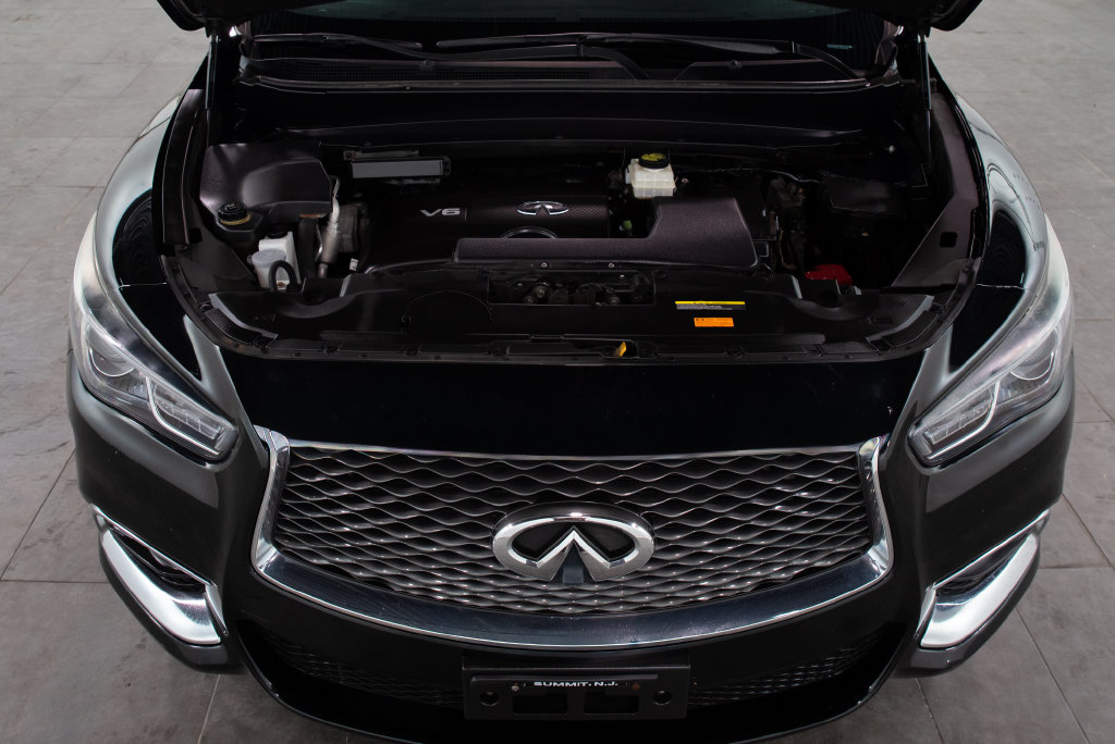 Used 2018 INFINITI QX60 Base SUV