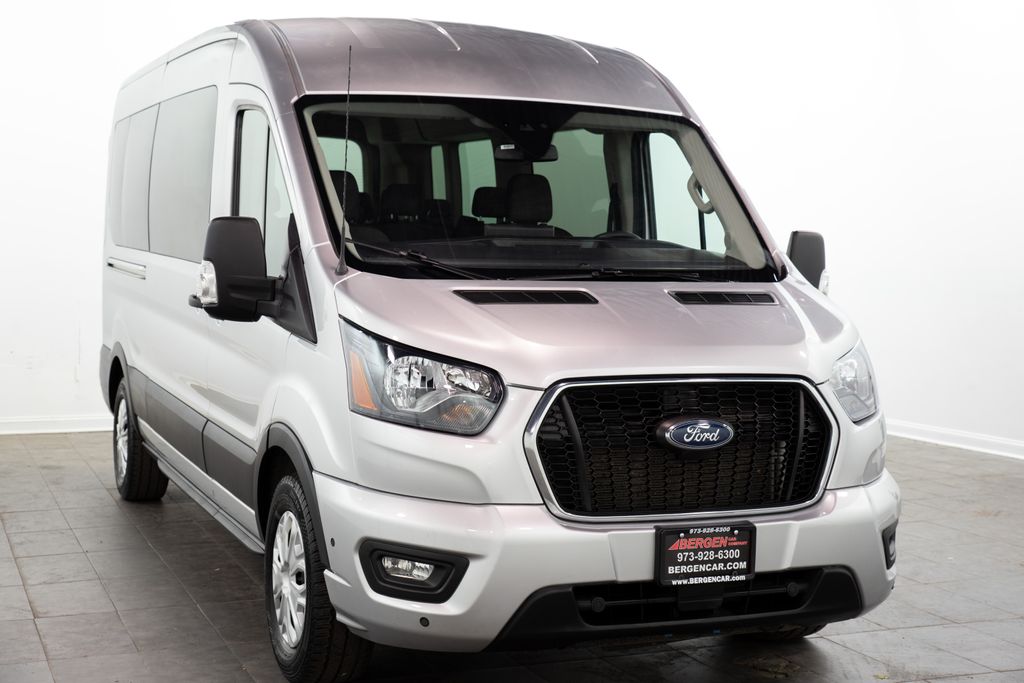 2025 Ford Transit Passenger Van XLT