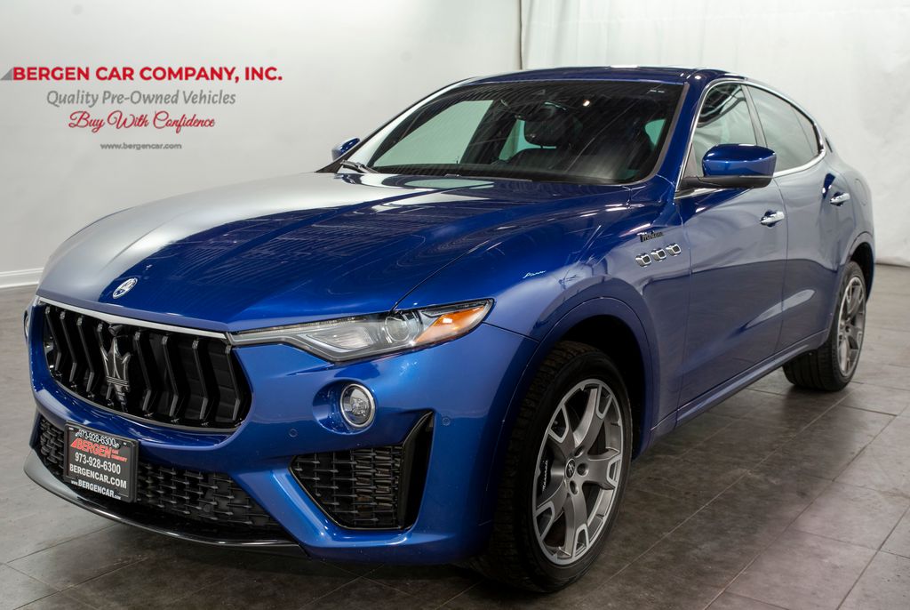 2023 Maserati Levante Modena photo 4