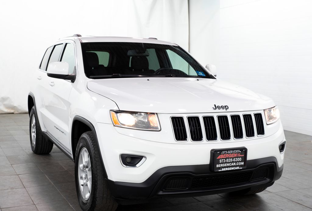 2015 Jeep Grand Cherokee Laredo 4WD's photo