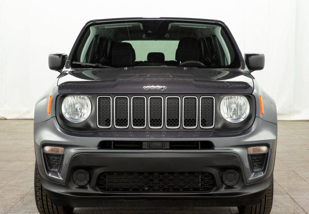 Used 2023 Jeep Renegade Latitude SUV