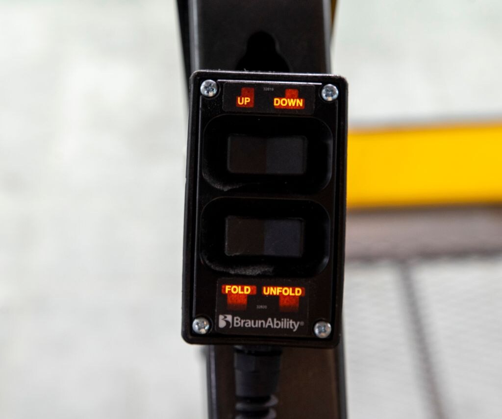 Used 2017 Ford Transit-350 XL Wagon Medium Roof Wagon