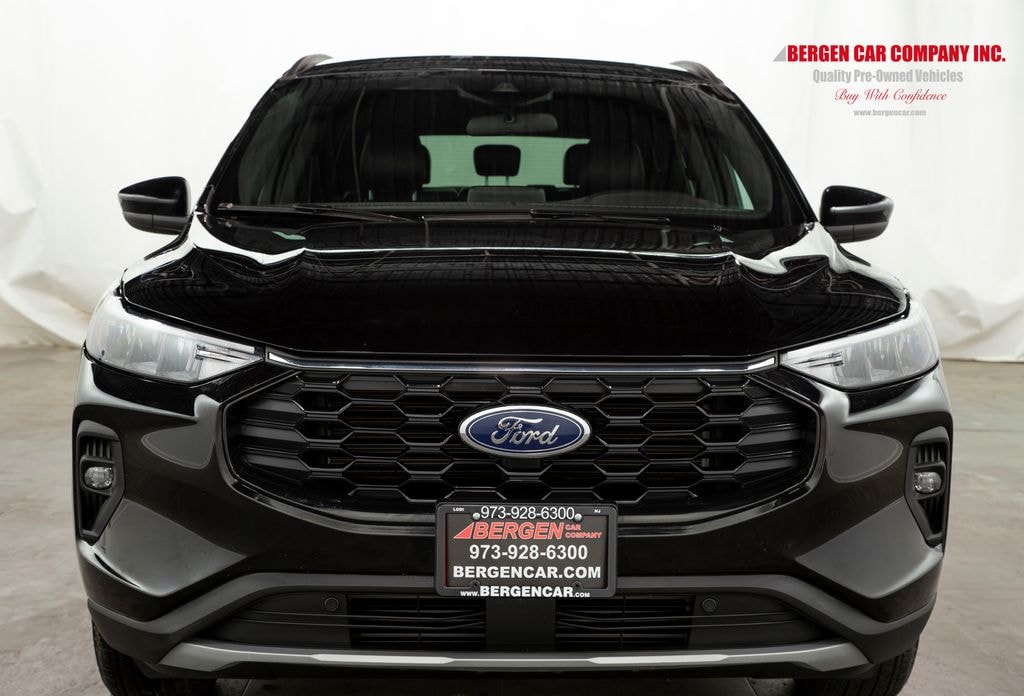 Used 2025 Ford Escape ST-Line Select SUV