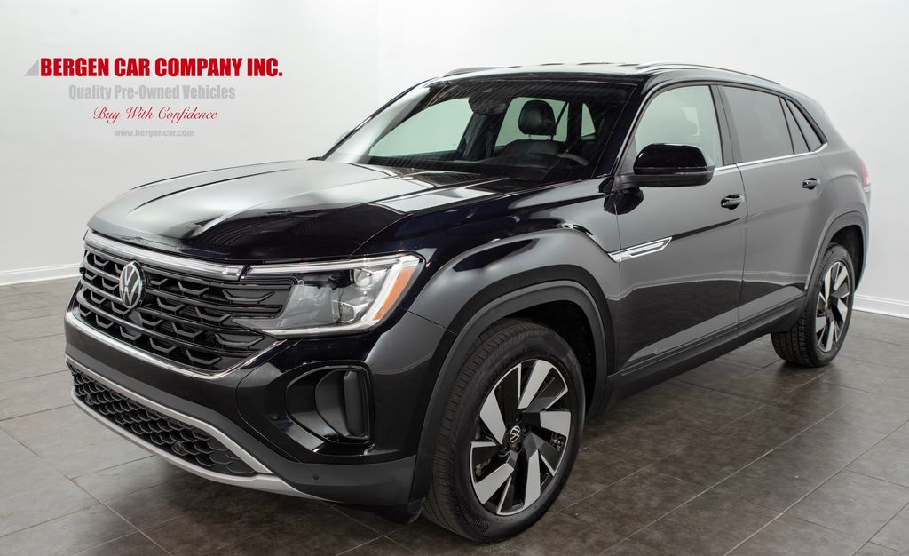 2024 Volkswagen Atlas Cross Sport SE Technology photo 4