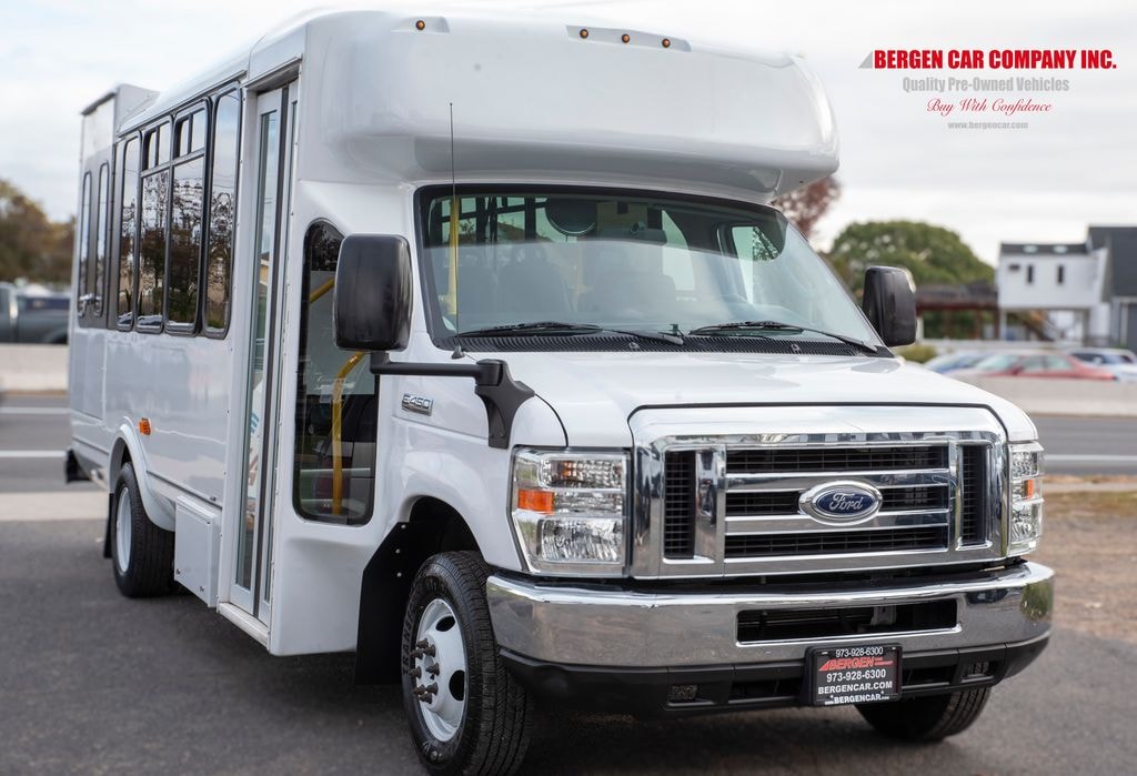 Used 2016 Ford E-450SD Base Truck