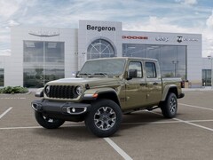 2026 Jeep Gladiator Sahara Pickup