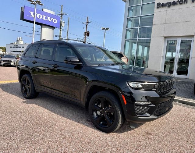 2023 Jeep Grand Cherokee SUV 