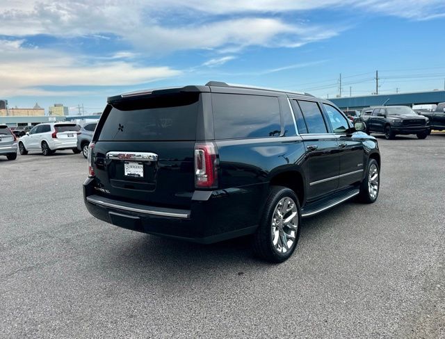 2020 Gmc Yukon XL Denali photo 3