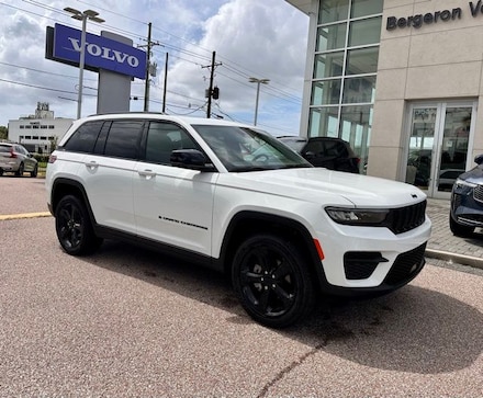 2025 Jeep Grand Cherokee Laredo SUV