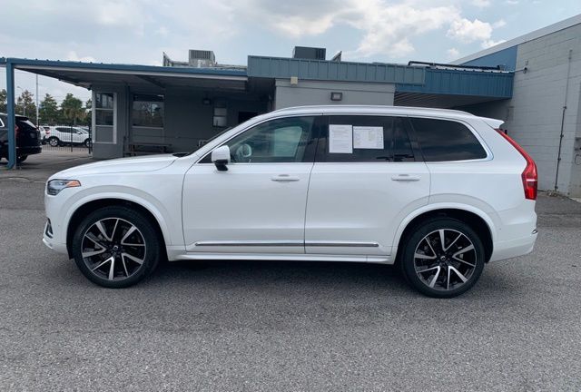 2023 Volvo XC90 AWD Plus photo 3