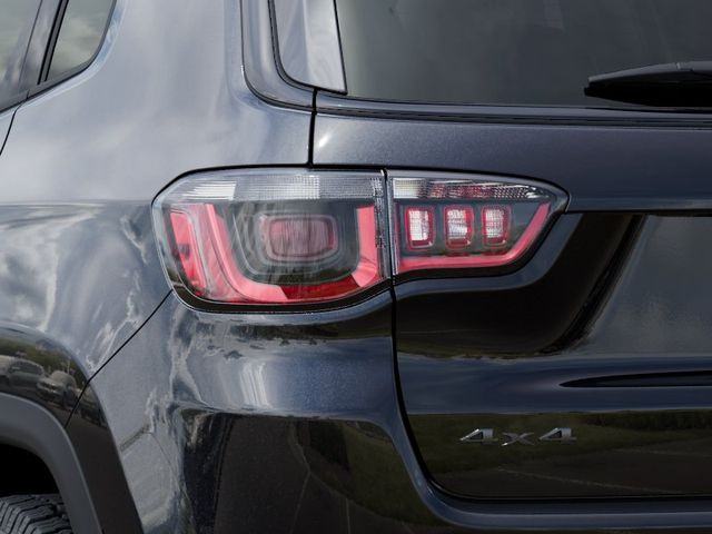 2026 Jeep Compass Trailhawk - Photo 9