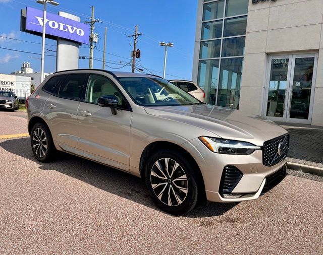 2024 Volvo XC60 B5 Core Dark