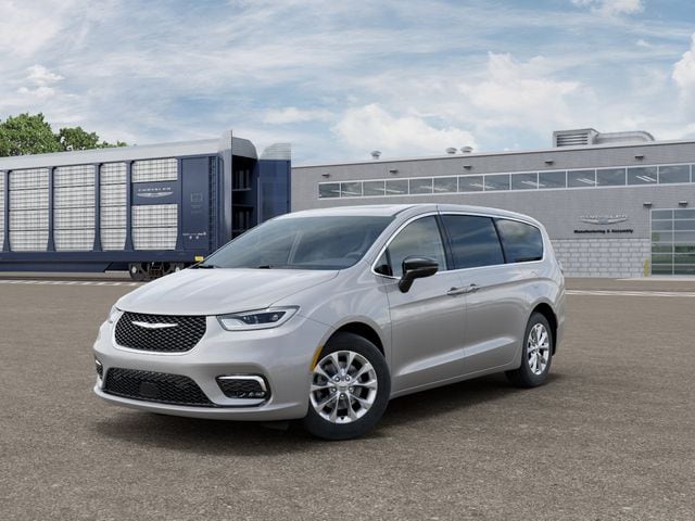 2026 Chrysler Pacifica Passenger Van 