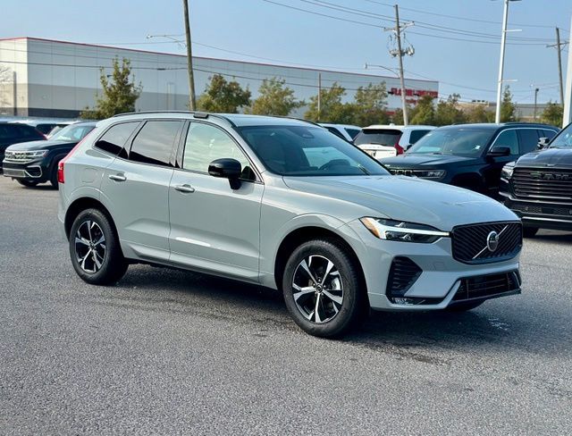 2026 Volvo XC60 B5 Core