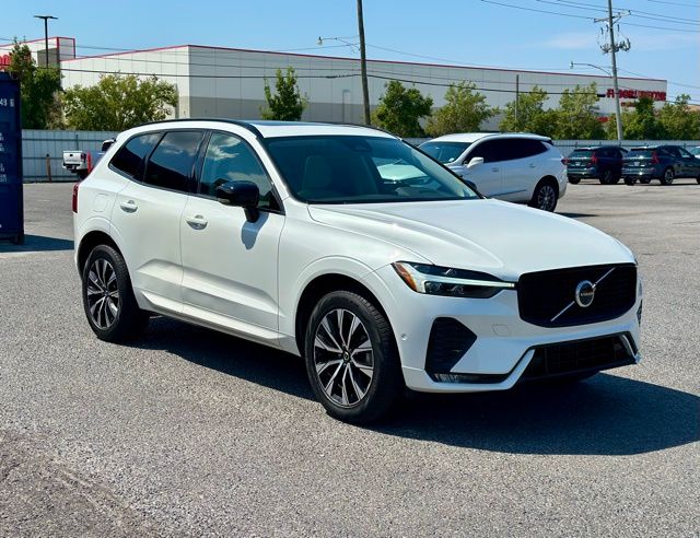 2024 Volvo XC60 B5 Plus Dark