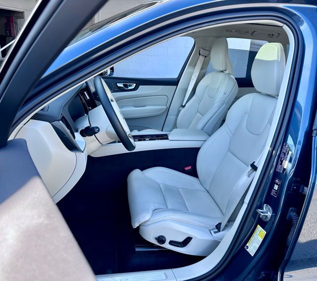 2026 Volvo XC60 Ultra - Photo 15