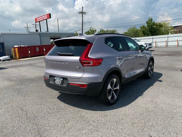 2026 Volvo XC40 Plus - Photo 6