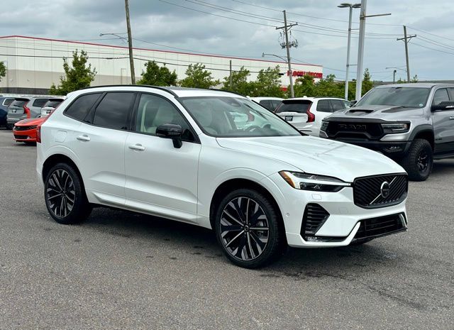 2026 Volvo XC60 B5 Ultra Dark AWD's photo