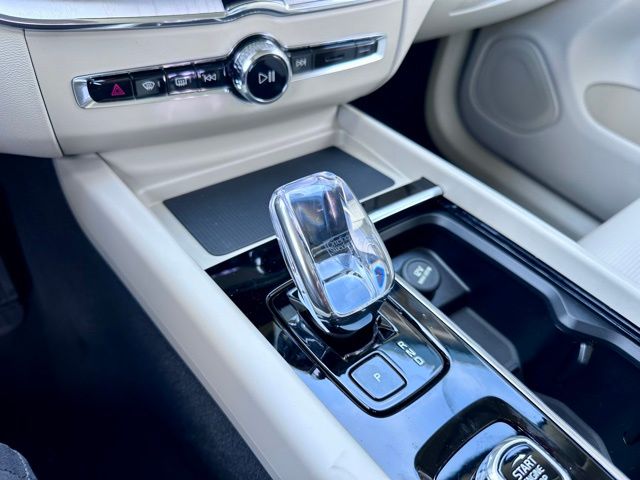 2026 Volvo XC60 Ultra - Photo 31