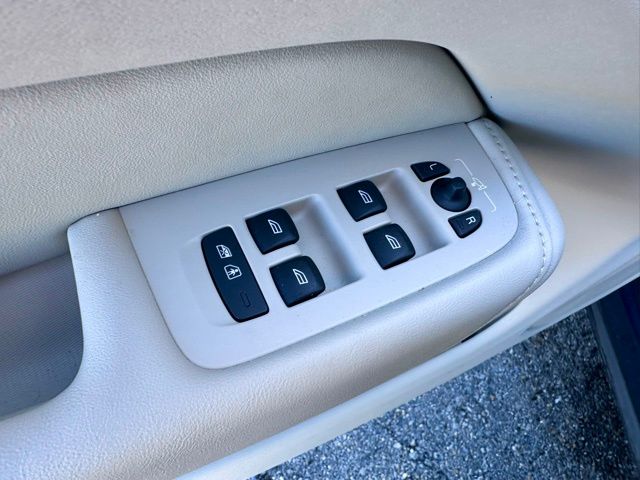 2026 Volvo XC60 Ultra - Photo 14